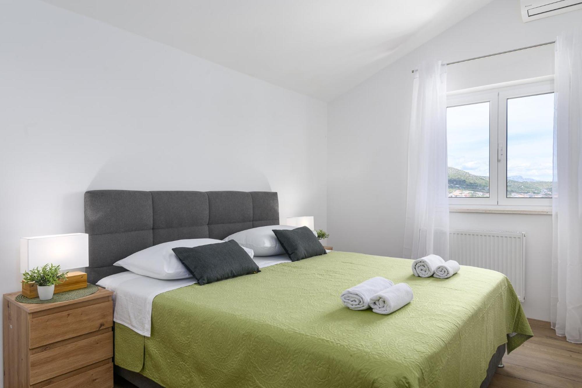Apartments Eva Trogir Eksteriør billede
